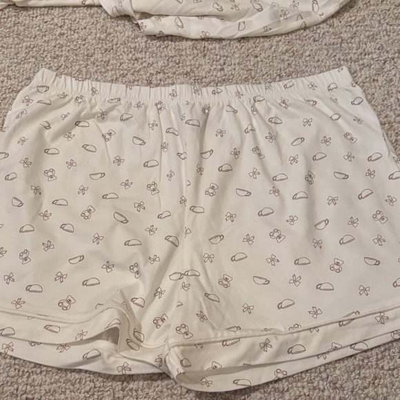 White Patterned Pajama Set - Picture 2 of 4